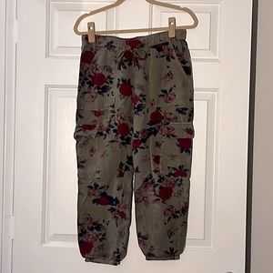 VGUC floral cargo crops